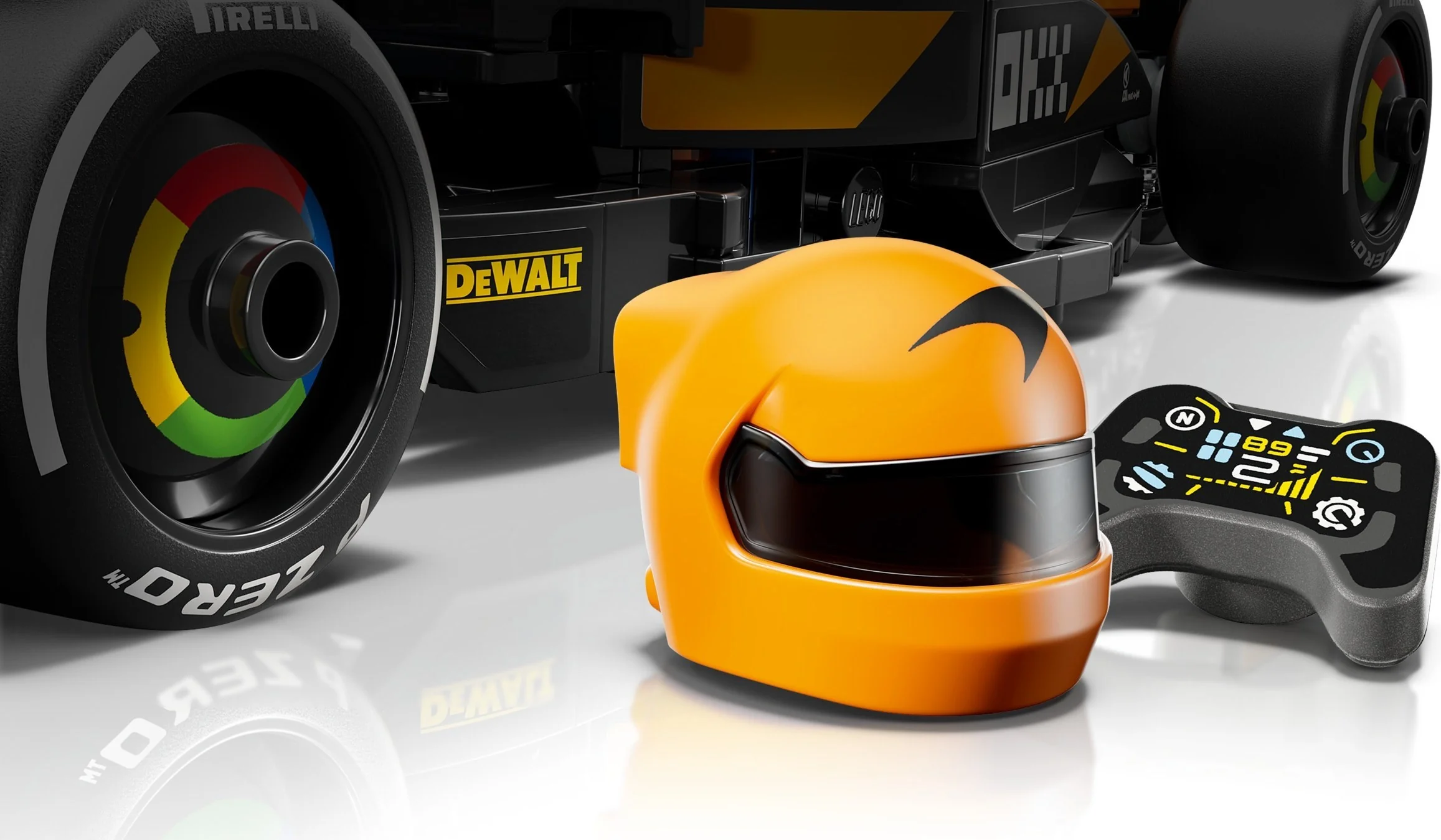 Mclaren F1 Team Mcl38 Race Car - Thumbnail 2