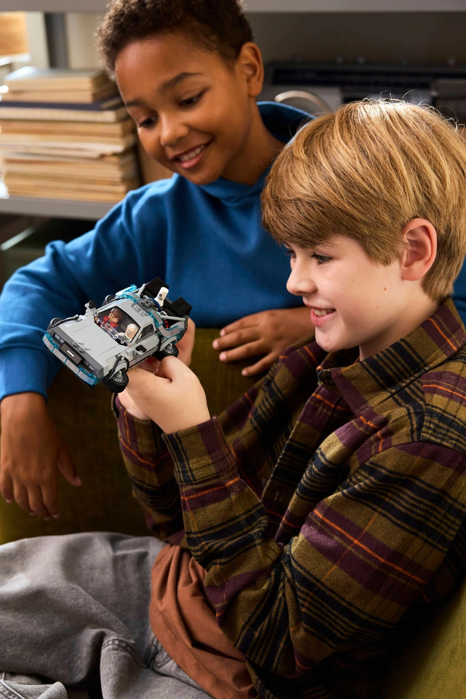 Time Machine From Back To The Future - Thumbnail 8